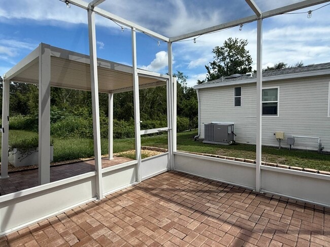 Building Photo - 3610 Whistle Stop Ln