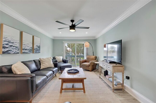 Building Photo - 30 SE Valare Ln