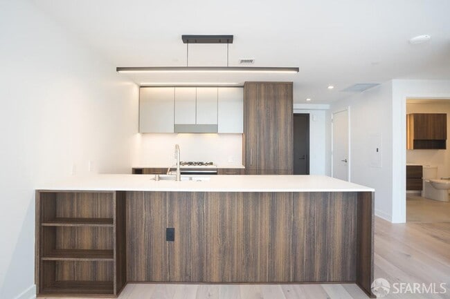 Building Photo - 280 Spear St