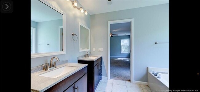 Building Photo - 590 Stoney Creek Dr