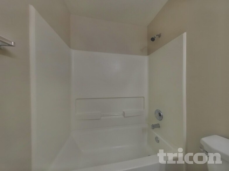 Building Photo - 1318 Auburn View Ln