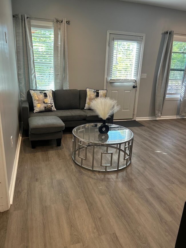 Building Photo - 2602 Glenbrook Ln