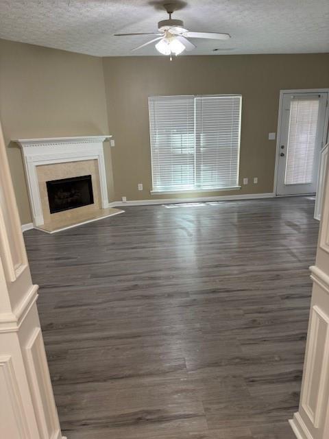 Building Photo - 1530 Viero Dr