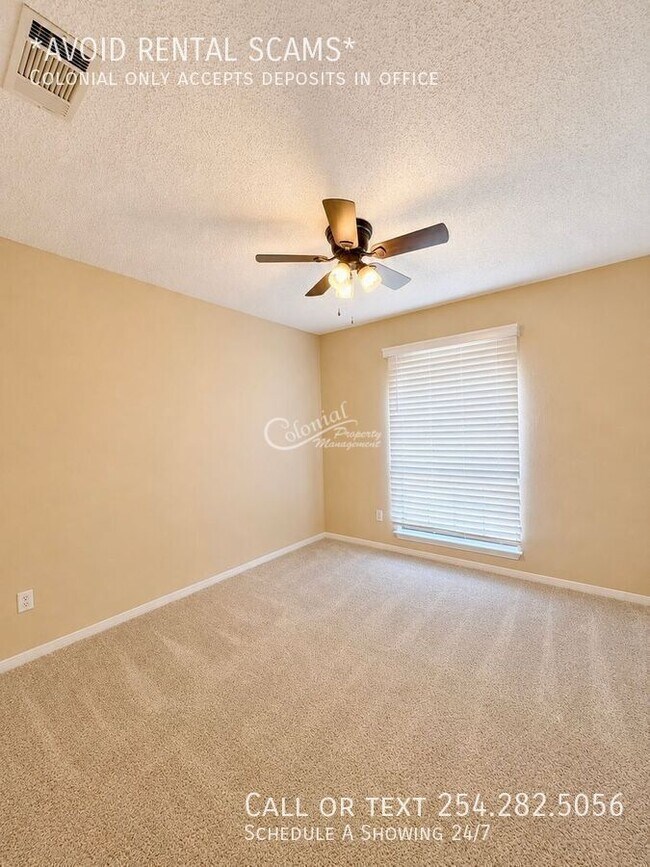 Building Photo - 901 Kelso Dr
