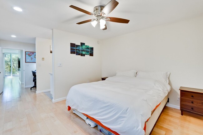 Building Photo - 505 Cypress Point Dr