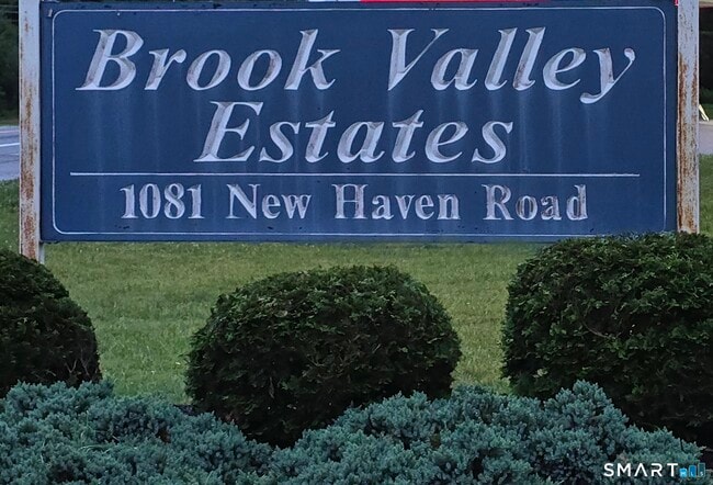 Building Photo - 1081 New Haven Rd