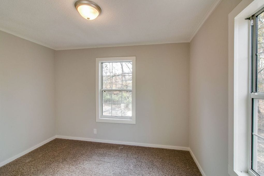 Building Photo - 713 Ridgecrest Dr