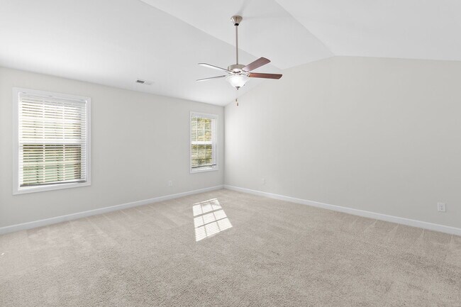 Building Photo - 4095 Irwin Dr