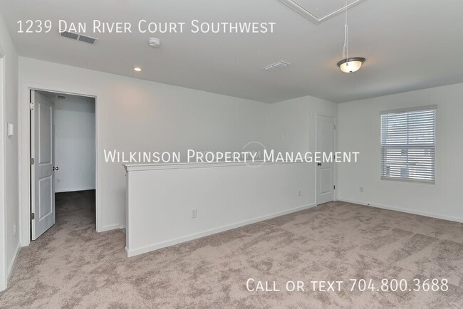 Building Photo - 1239 Dan River Ct SW