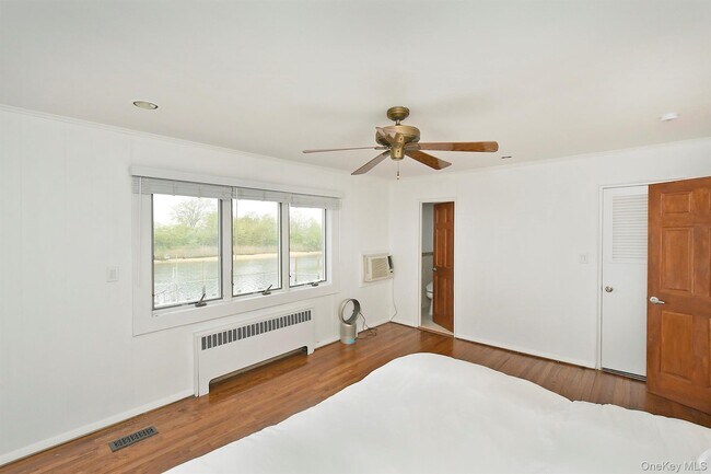 Building Photo - 3544 Woodward St