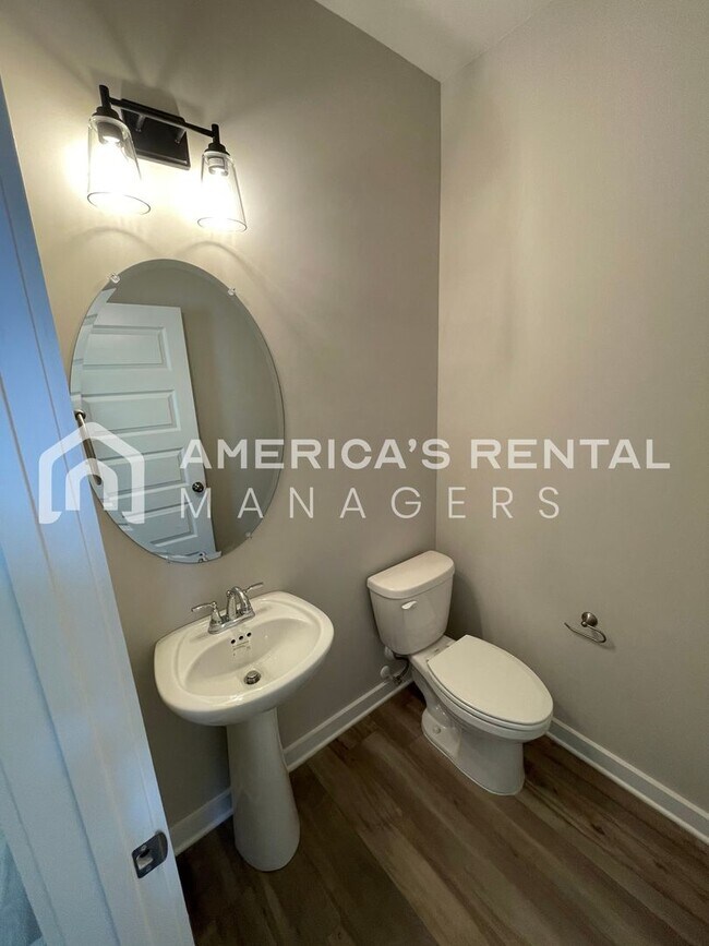 Building Photo - Home for Rent in Cullman, AL!! Available to view NOW!!! Sign a lease by 2/28 to receive HALF OFF ...