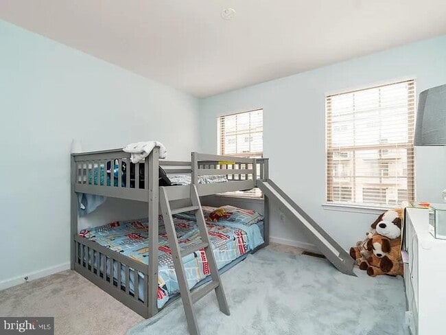 Building Photo - 3632 Chippendale Cir