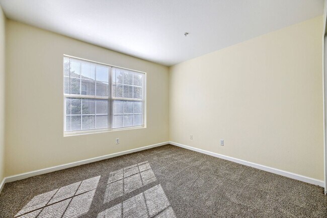 Building Photo - 12208 W Dorado Pl