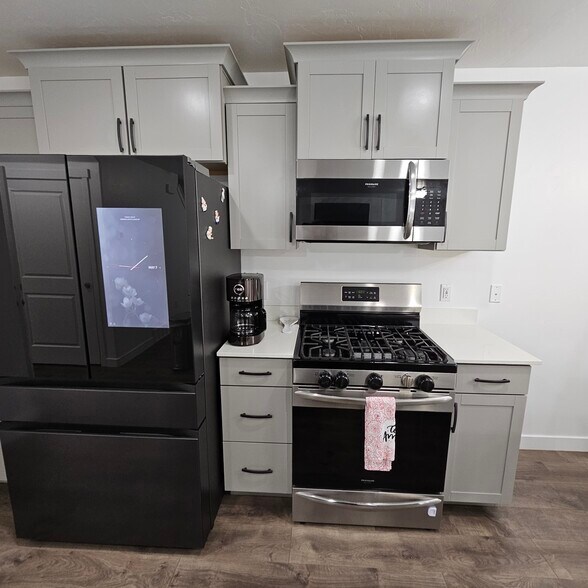 Building Photo - 5142 W Duet Dr