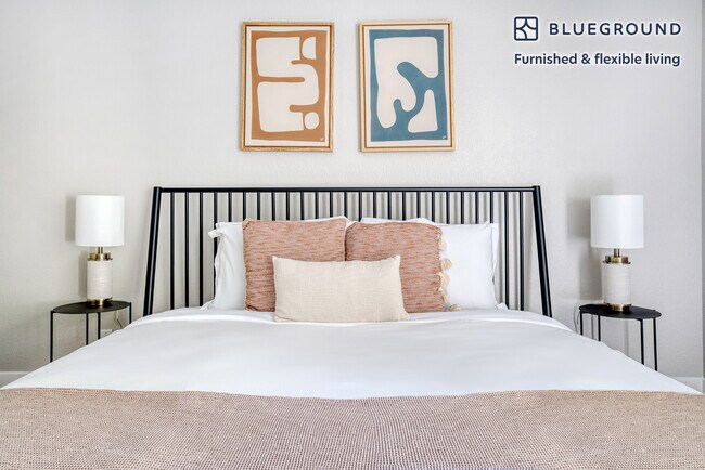 Building Photo - 932 Willowleaf Dr