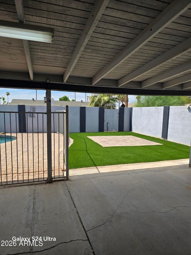 Building Photo - 3745 W Lupine Ave