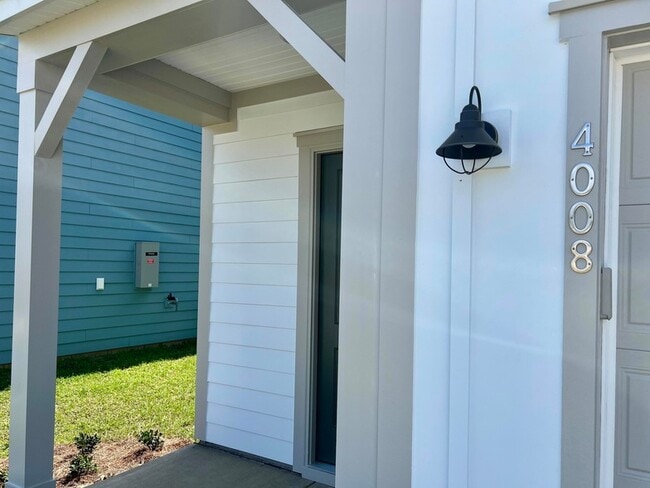 Building Photo - 4008 Flatiron Dr