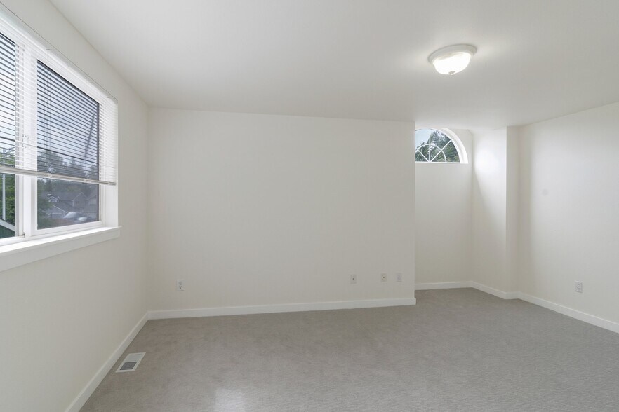 Building Photo - 13018 SE 264th Pl