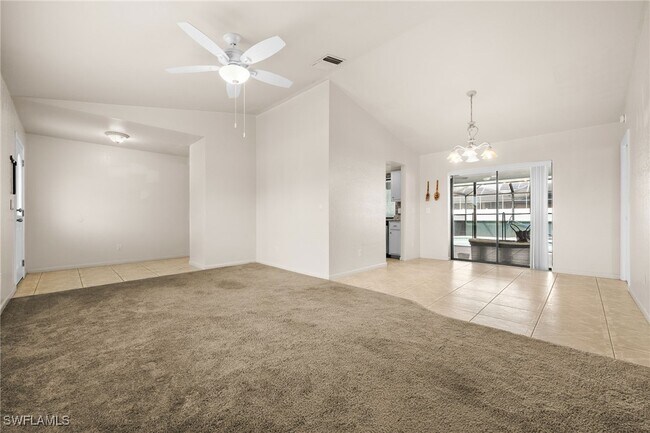 Building Photo - 415 SE 12th Ct