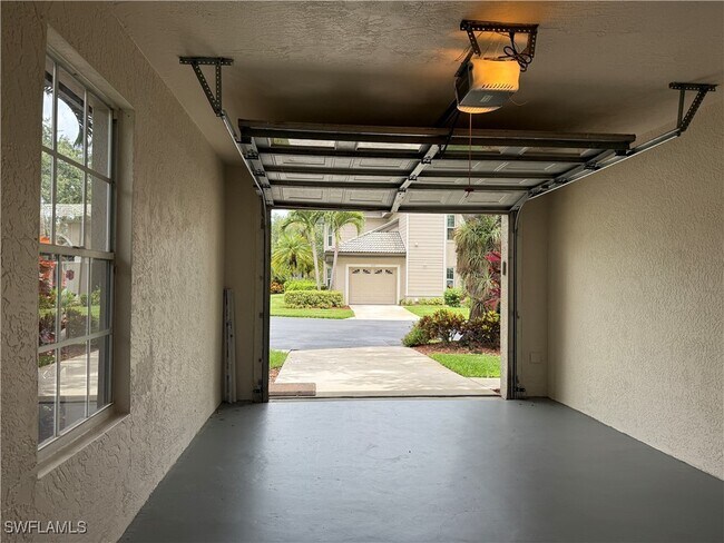 Building Photo - 219 Via Perignon