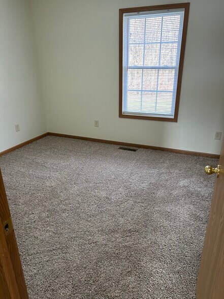 Building Photo - 1402 Benbrandon Ct