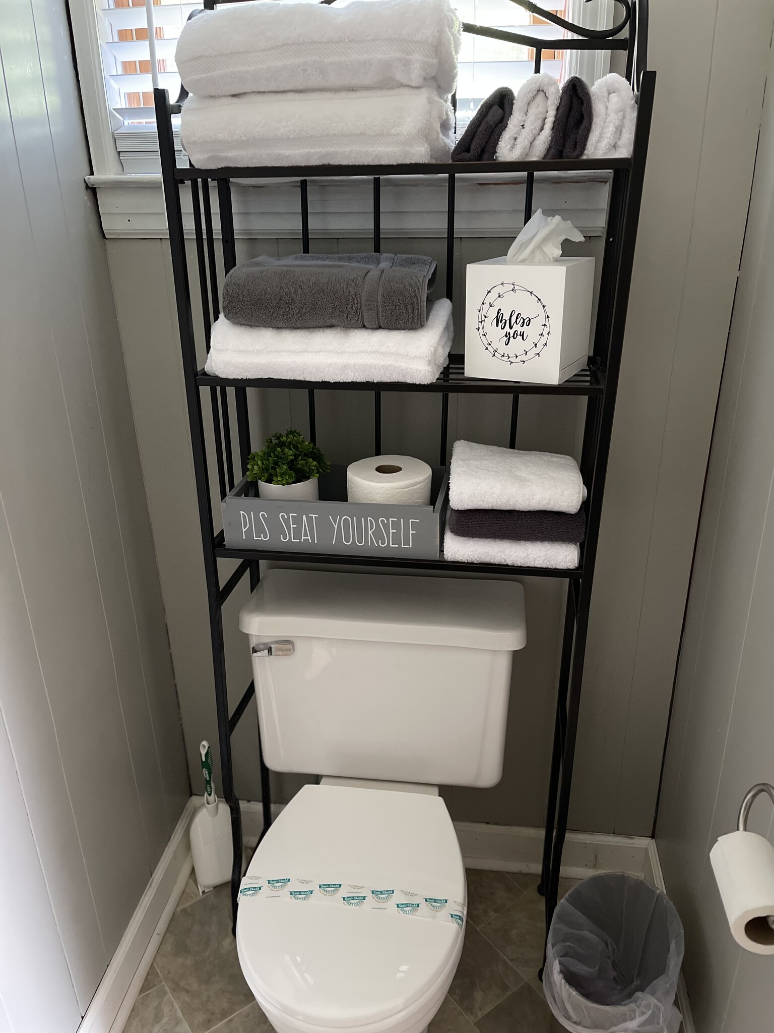 Building Photo - 220 Pearson Dr