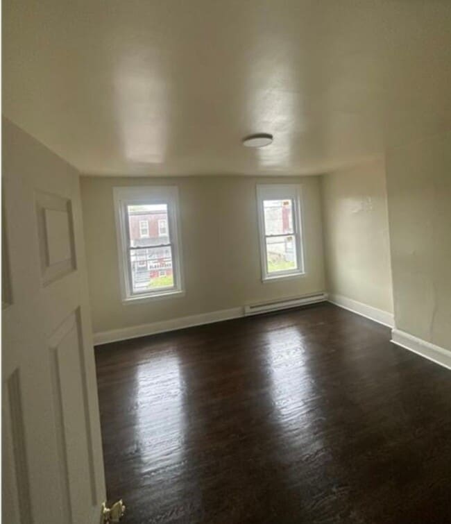 Building Photo - 3 Bedroom House for Rent