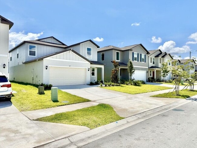 Building Photo - 641 Bald Cypress Dr