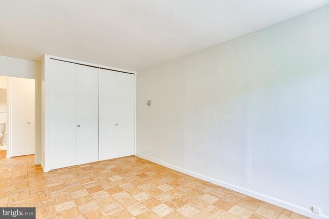 Building Photo - 1425 4th St SW