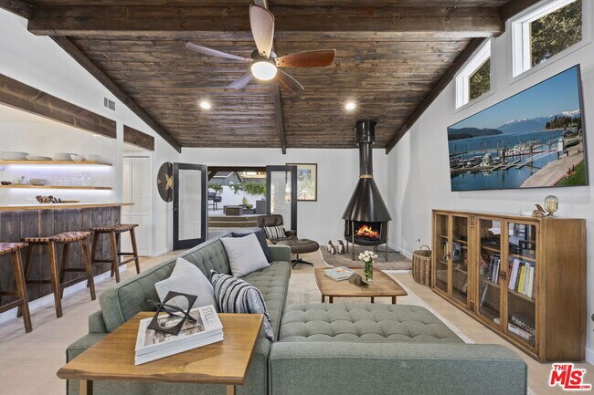 Building Photo - 251 N Encinal Ave