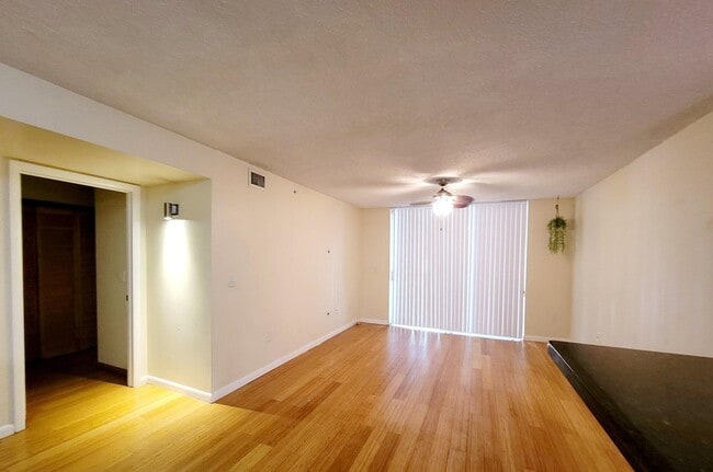 Building Photo - 12112 St.Andrews Pl
