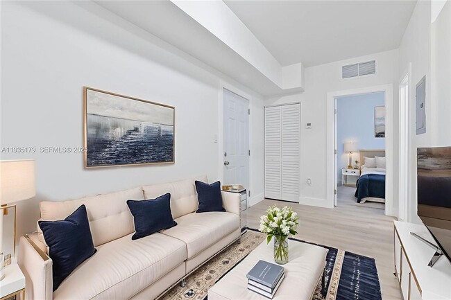 Building Photo - 858 NW 3rd St