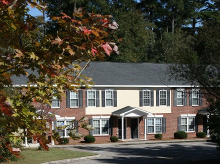 Primary Photo - Lakeside Townhomes