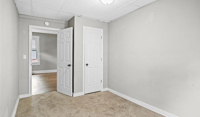 Building Photo - Modern 3 Bed 1 Bath - Section 8 Friendly