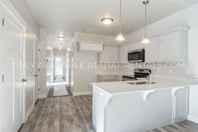 Building Photo - 14484 S Ronan Ln