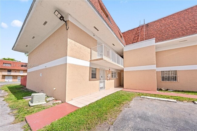 Building Photo - 260 NW 107th Ave