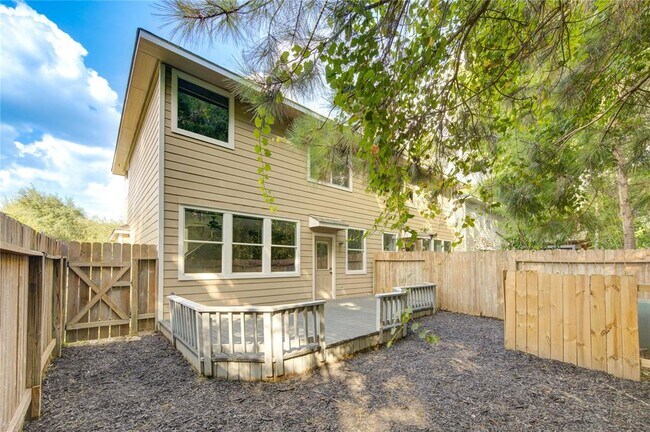 Building Photo - 15 Ledgestone Pl