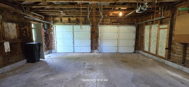 Building Photo - 4729 Carlstrom Rd