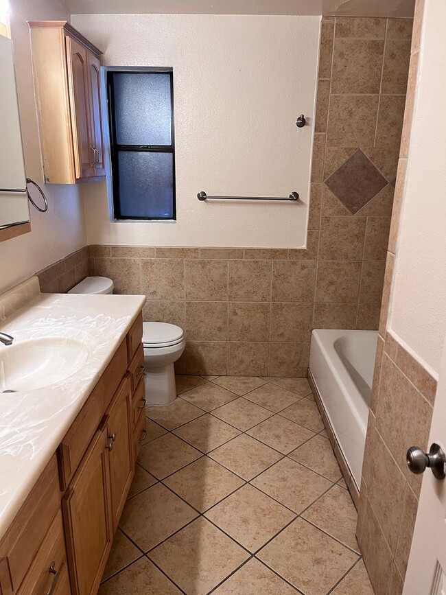 Building Photo - 7130 E 30th St