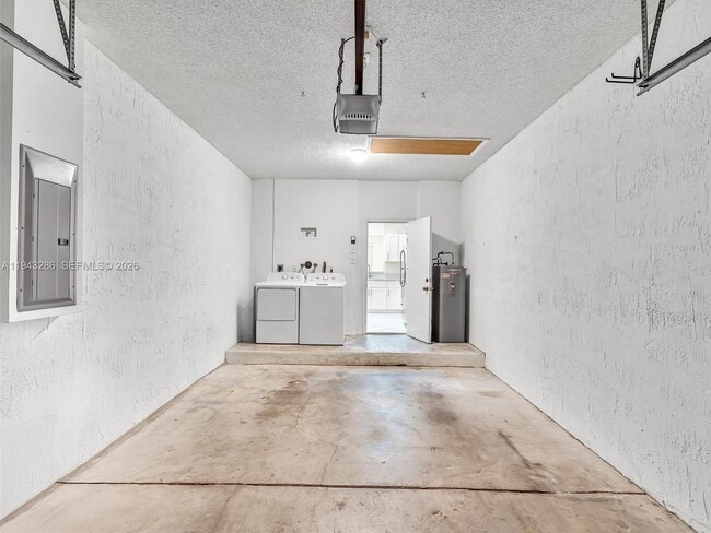 Building Photo - 3932 San Simeon Ln