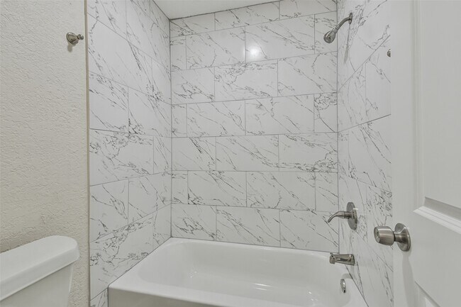 Building Photo - 12614 Dermott Dr