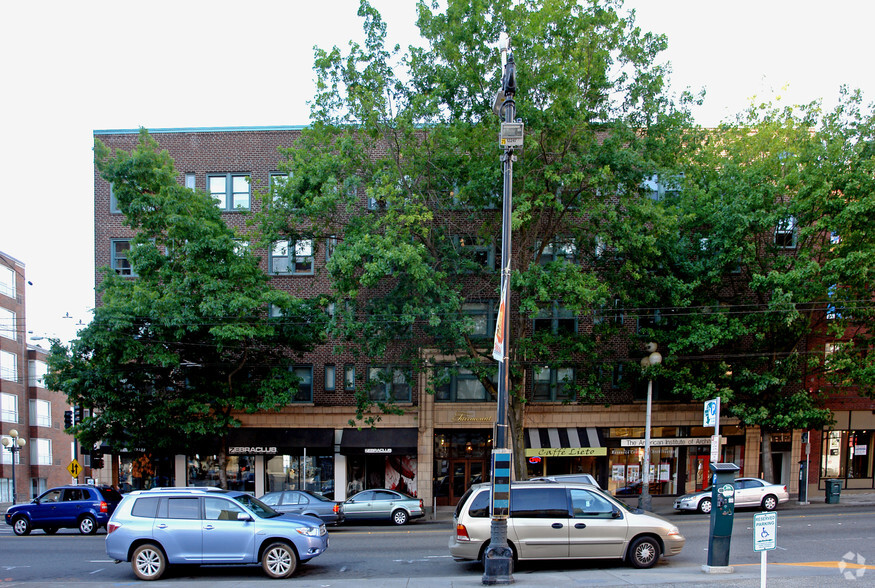 Building Photo - Fairmount Apartments