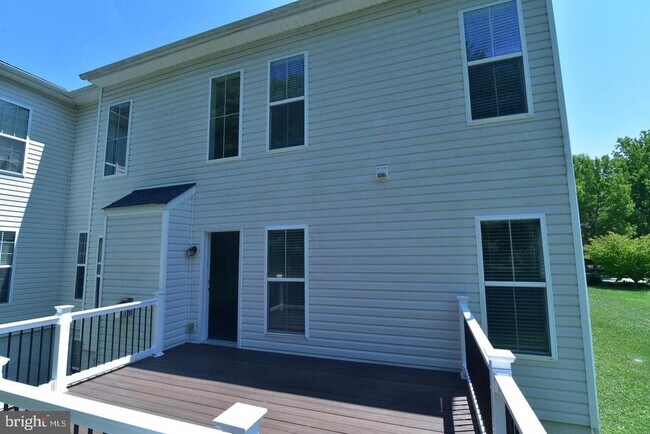 Building Photo - 139 Hokeland Dr