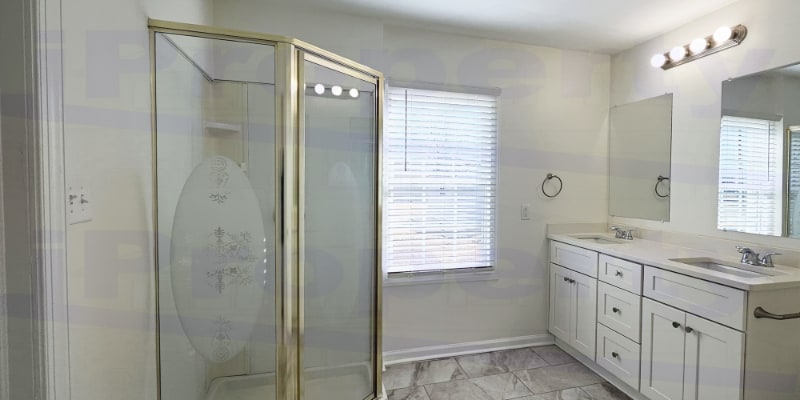 Building Photo - 106 Smith St