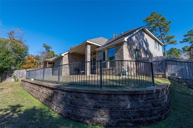 Building Photo - 4855 Bayou St.John