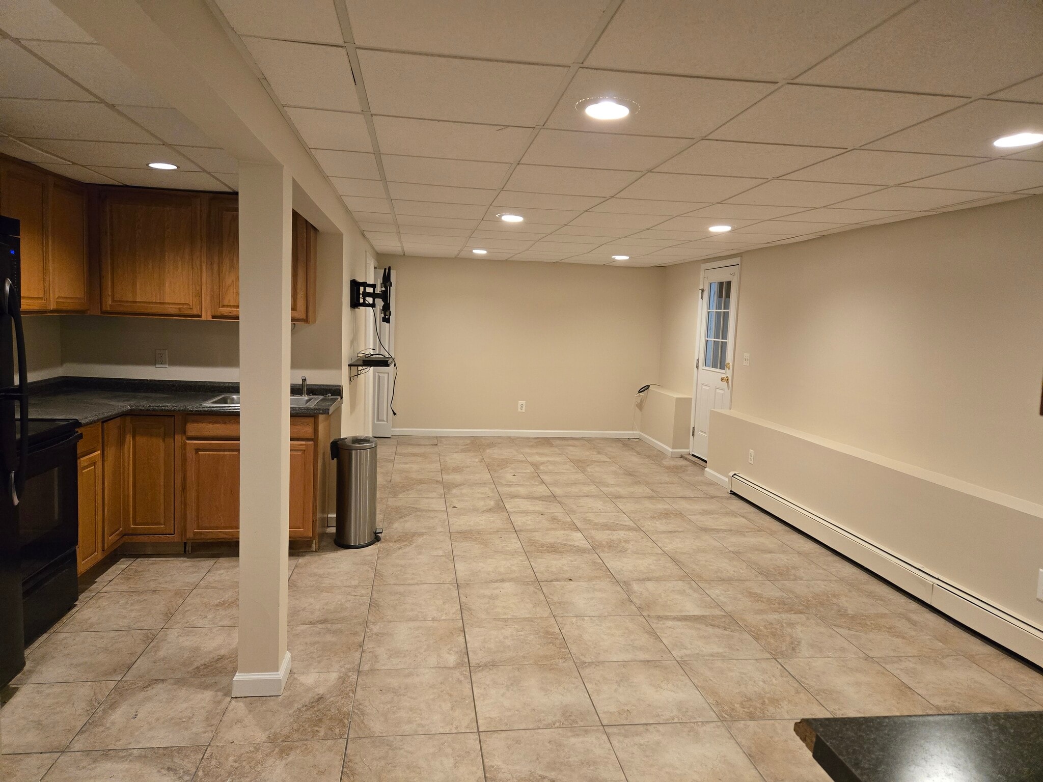 Building Photo - 34 2nd St