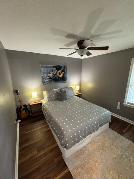 Building Photo - 149 E Welch Ave