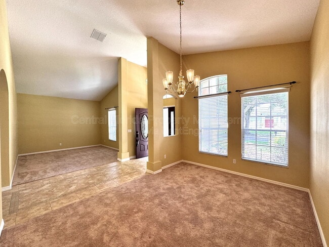 Building Photo - 10118 Shortwood Ln