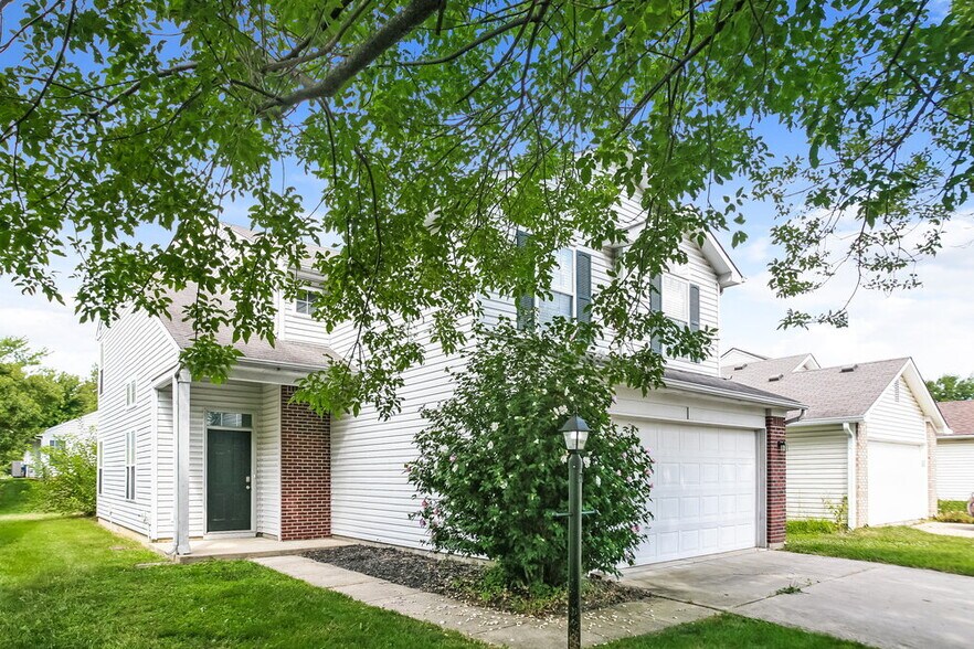 Building Photo - 15341 Ten Point Dr