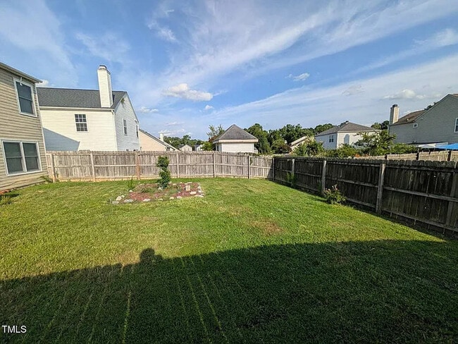 Building Photo - Earn Wealth While Leasing - Like a Homeown...